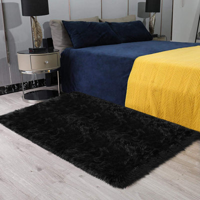 Kaweh Faux Sheepskin Indoor Rug