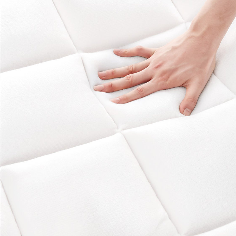 Protège-matelas imperméable et hypoallergénique matelassé Gracie Mills Keisha Box, Grand