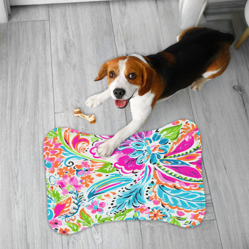 Lively Paisley Motifs - 1 Piece Bone Shape Feeding Mat