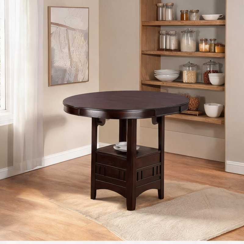 Table de salle à manger ronde combinant des détails en bois massif et conforme à la photo, avec base de rangement ouverte et hauteur du comptoir.