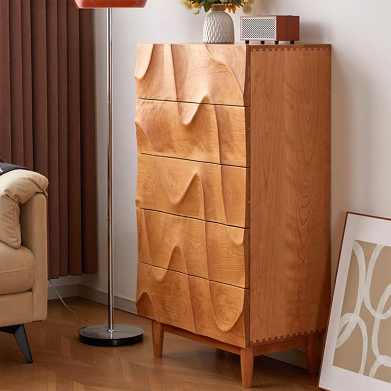 Simple Water Ripple Accent Chest