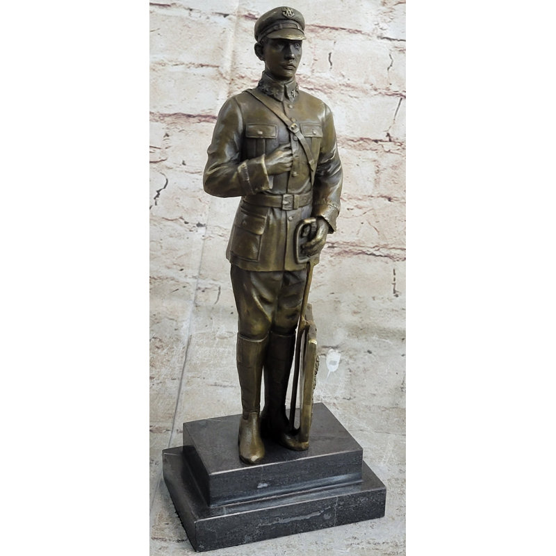 Figurines et sculptures