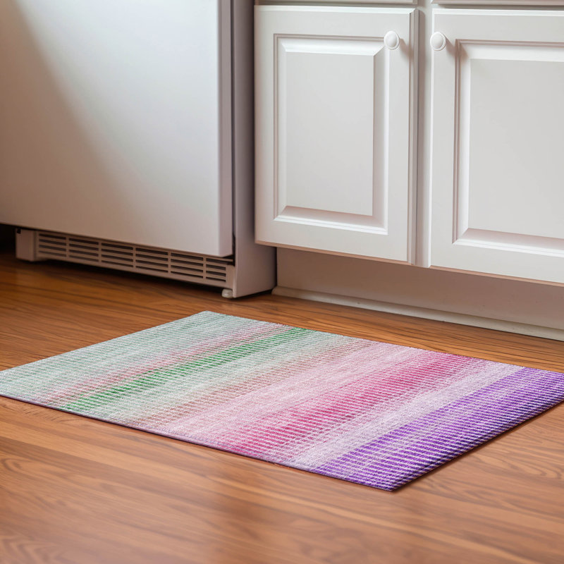 Tapis de qualité supérieure lavable à la machine Mayfield AMF2313, Mauve, 1 pi 8 po x 2 pi 6 po