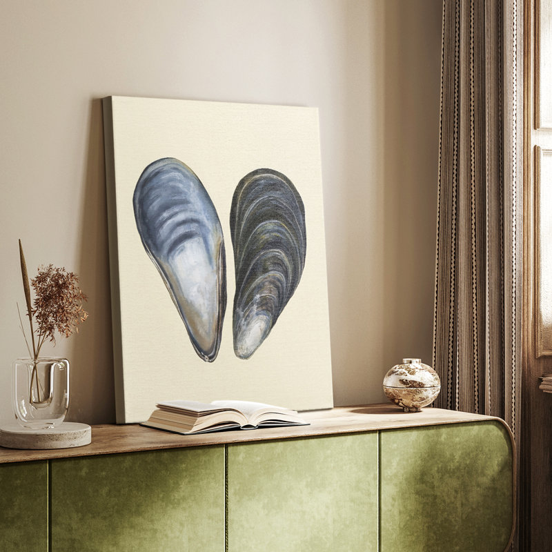 Coquilles bivalves I - Cavas enveloppés de galerie, H 48 po x l 32 po