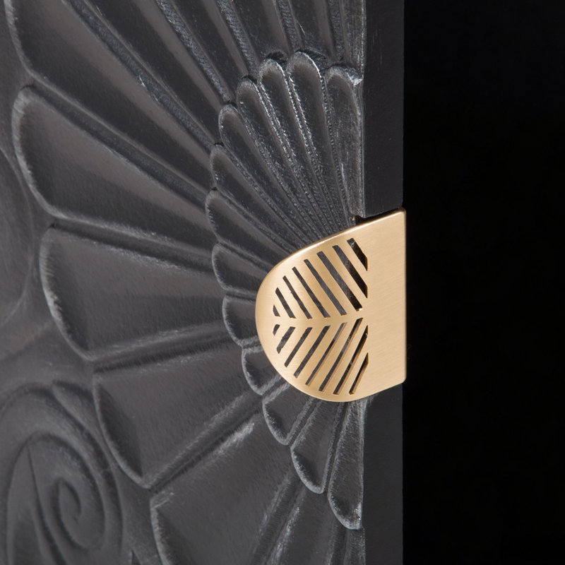 Meuble d'appoint sculpté à la main avec portes à motifs floraux en relief, Natural