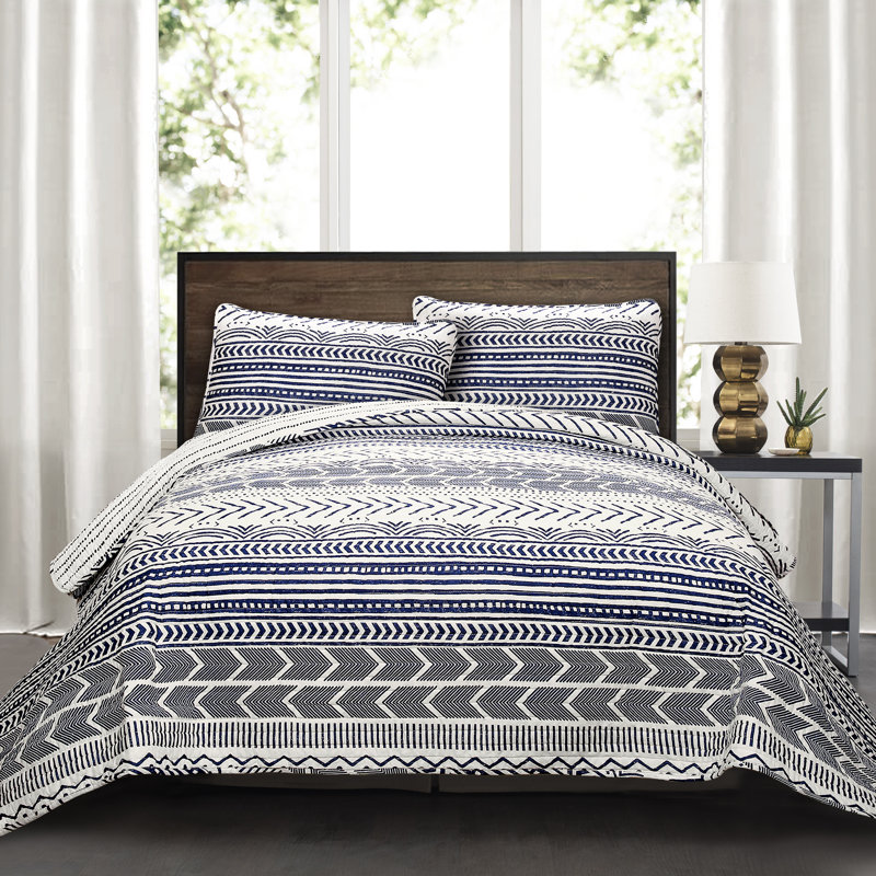 Hygge Geo Reversible Contemporary 3-Piece Quilt Set, King Quilt + 2 King Shams, Navy/White