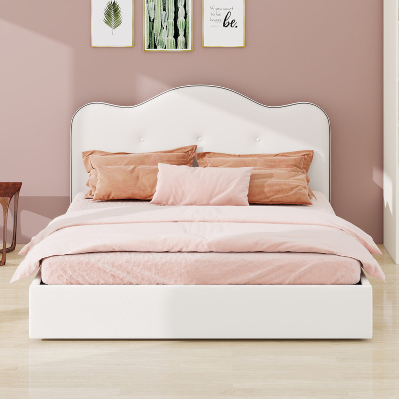 Modern Platform Bed With Upholstered Design