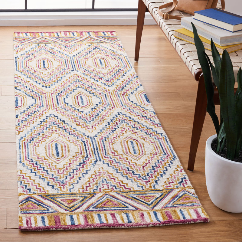 Serrato Hand Tufted Wool Geometric Rug, Runner 2'3" x 7'