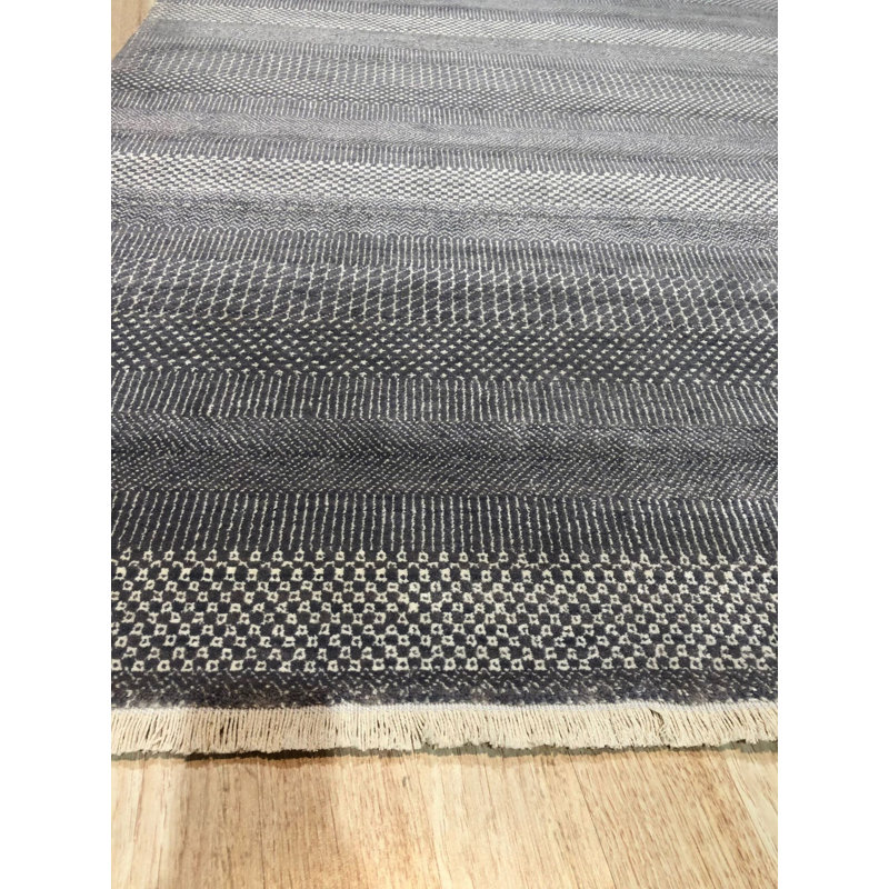 Hand Knotted Wool Area Rug in Gray