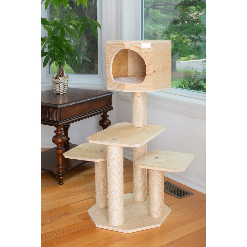 Scots Pine 20" x 20" Outdoor Cat Tree with Sisal Posts