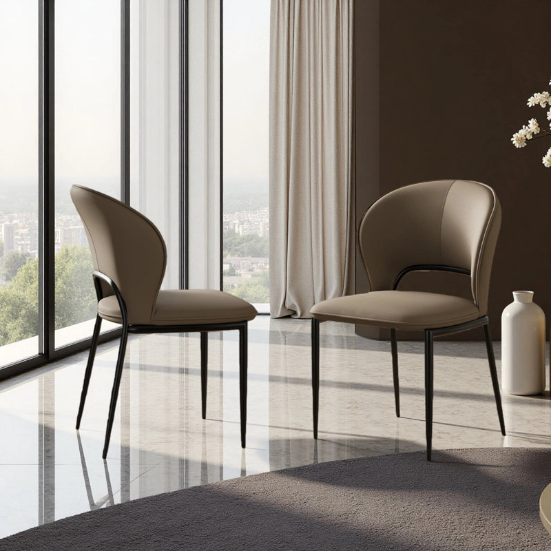 Chaise d'appoint rembourrée avec pieds en acier inoxydable et coussin en similicuir, Brun