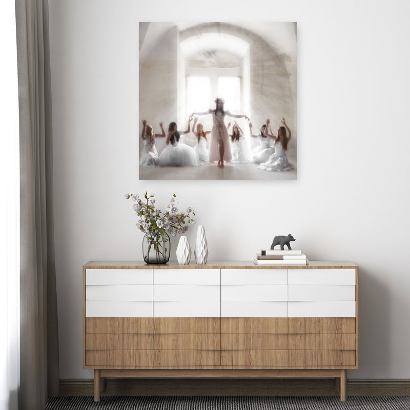Femmes éthérées réunies - Affiche murale mystique et onirique, H 36 po x l 36 po
