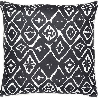 Indoor/Outdoor Throw Pillow