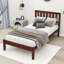 Lit plateforme simple en bois avec tête de lit-1136851076