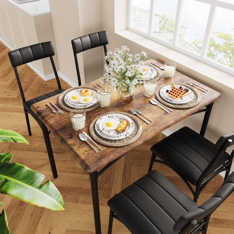 Ensemble repas pour 4 personnes Hadeer