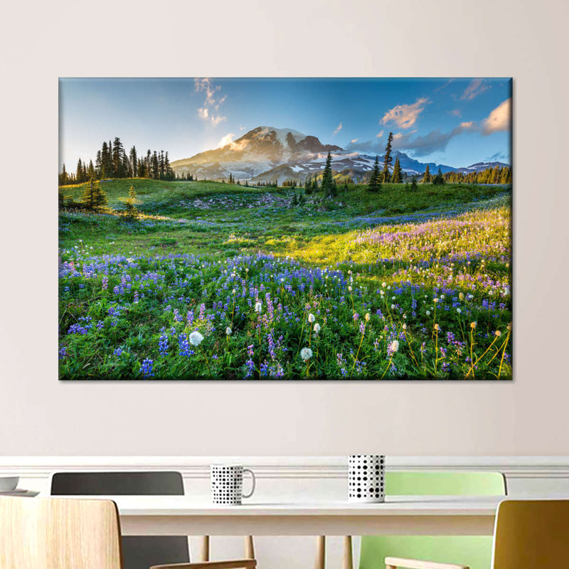 «Springtime At Mount Rainier», reproduction sur toile, H 24 po x l 16 po x P 1,25 po