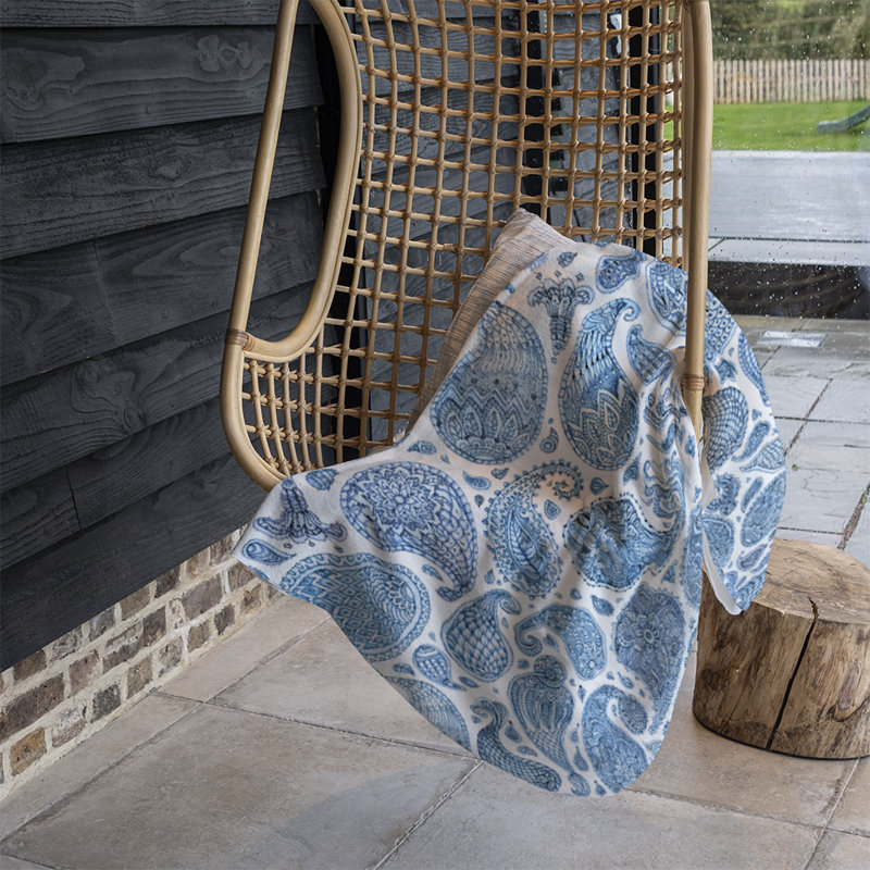 Rasco Quilted Throw Blanket
