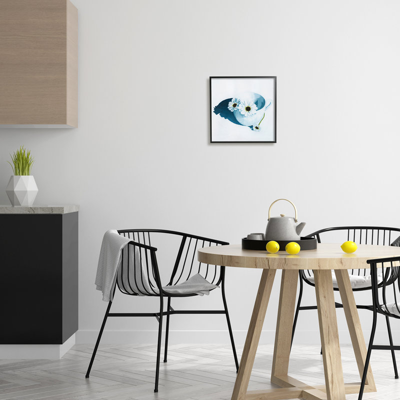 «Daisies In Teacup», peinture encadrée sur bois, Giclée encadrée noir minuit, H 12 po x l 12 po x P 1,5 po