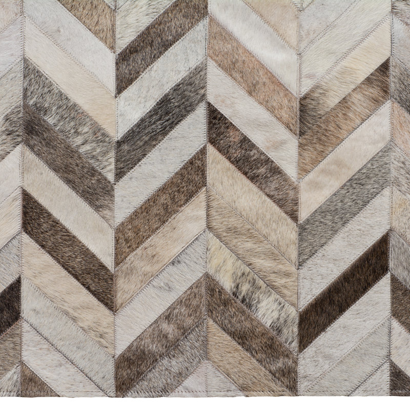 Zorzal Cowhide Chevron Area Rug, Rectangle 10' x 14'