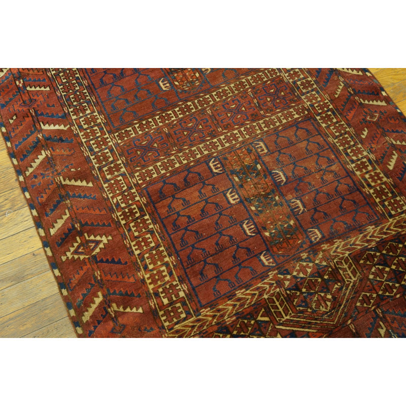 Tapis tribal rouge à motif géométrique Hatchli