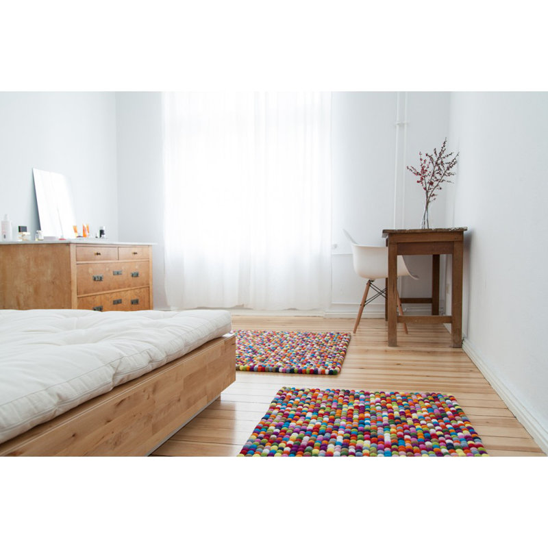 Round Lotte Geometric Wool Hand Woven Area Rug, Round 70cm