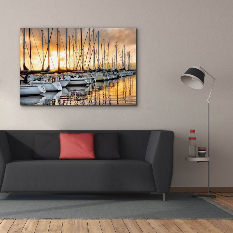 «Backlit Marina» par Danny Head, art mural sur toile, H 40 po x l 60 po