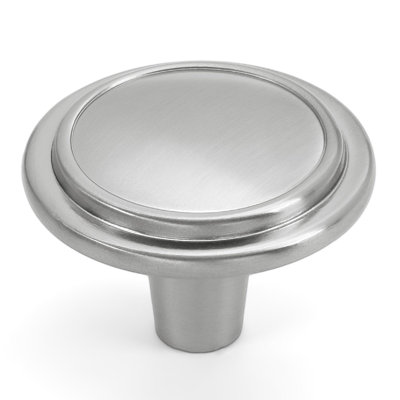 Classic Collection 1 1/4" Diameter Round Knob