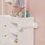 Commode de table moderne, coiffeuse avec 3 tiroirs très profonds et tablettes de rangement et crochets, table à langer multifonctionnelle avec séchoir à linge, blanc