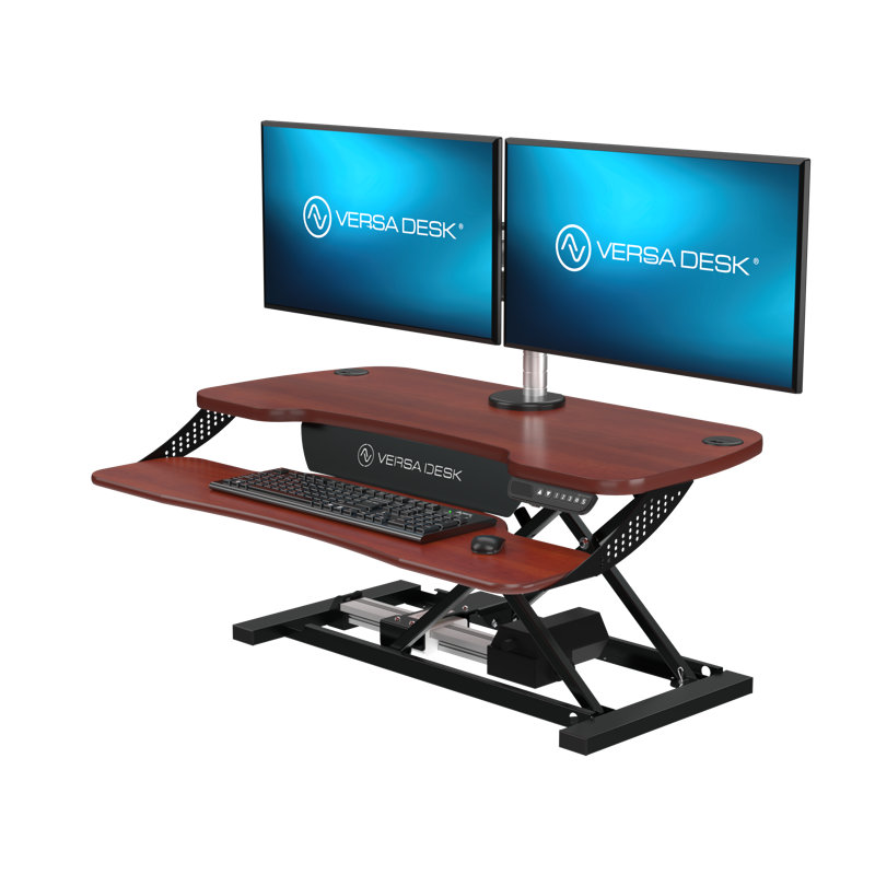 Convertisseur de bureau électrique debout 36 po VersaDesk PowerPro Elite avec bouton-poussoir réglable en hauteur et port de charge USB, cerise