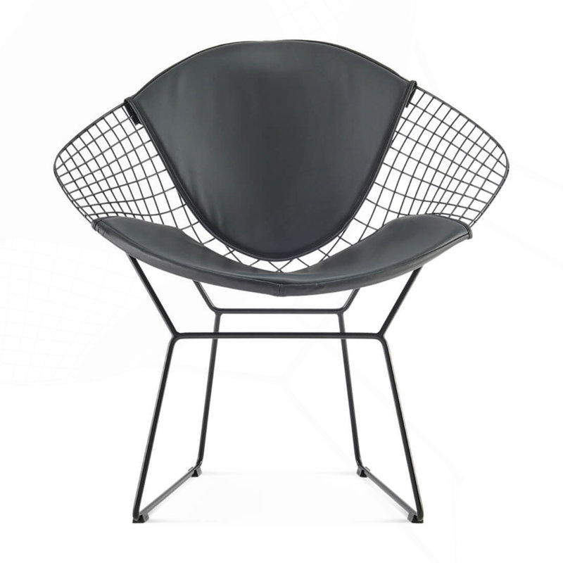 Chaise à structure noire