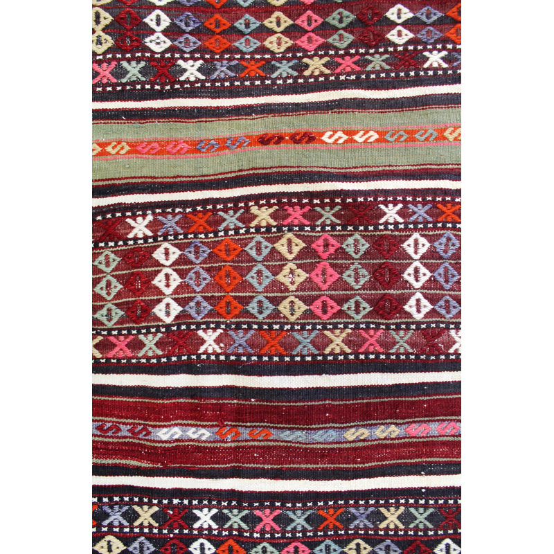 Jijim One-of-a-Kind 4'7" X 6'5" Area Rug