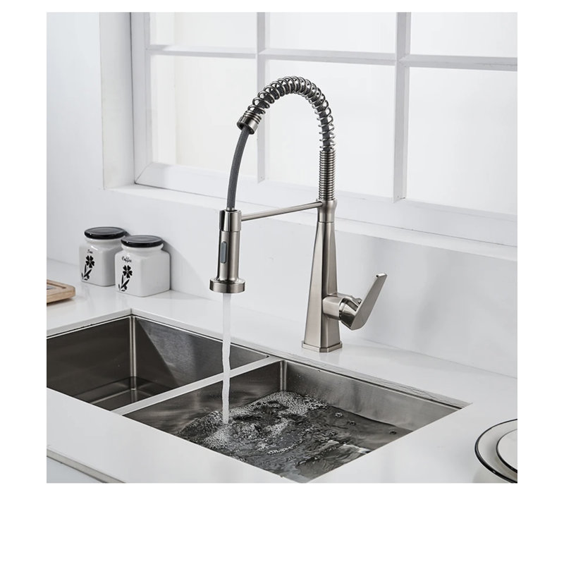 AvaMalis Pull Down Kitchen Faucet, Brushed Gold/Matte Black