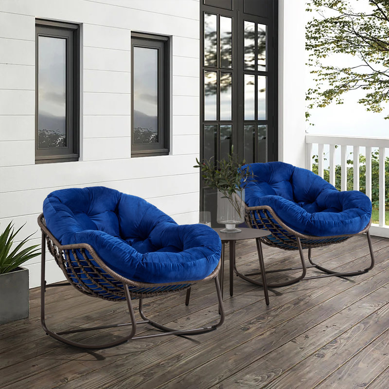 Chaise berçante d'extérieur en rotin
