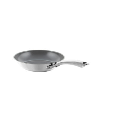 3.Clad ™ Stainless Steel Non-Stick Frying Pan