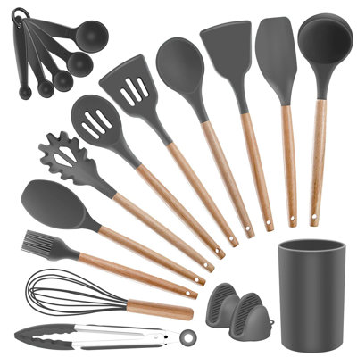 Generic 19 Utensil Set