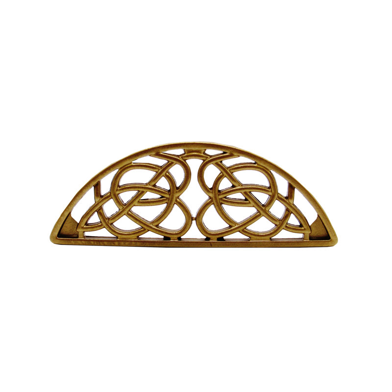 Poignée coquille 3 13/16 po Celtic Style, Or luxueux