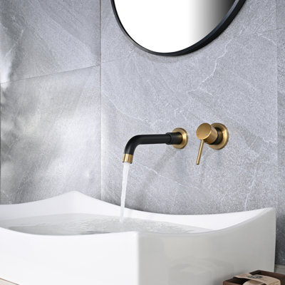 Robinet de salle de bain mural