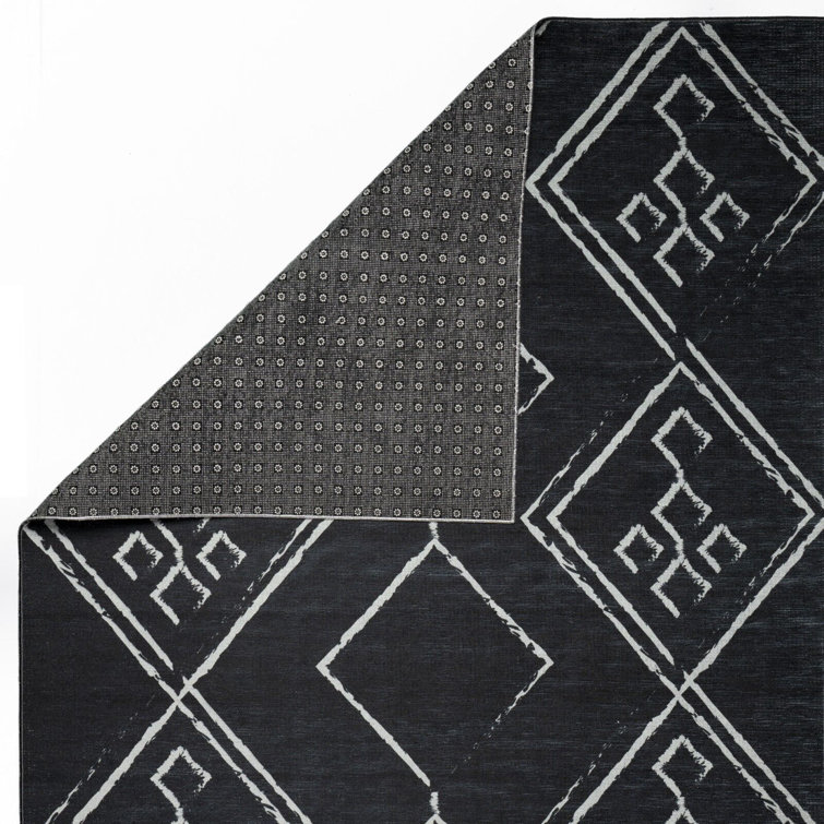 Union Rustic Gorka Performance Black/White Rug