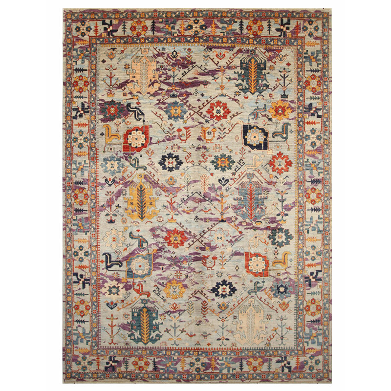 High-Quality Hand-Knotted Light Grey Area Rug