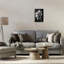 Giclée de tournesol Stark Contrast, conception par Annabelle Hall-114289518-114289519