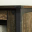 Finition brune pour le bureau, design industriel, matériau en bois d'ingénierie, 3 tablettes horizontales avec fonction réglable, portes en verre trempé encadrées, option de rangement à dos ouvert