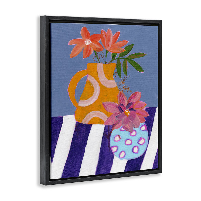 «Blue Whimsy Farm Vase» par Nikita Jariwala, Cadre flottant noir de jais, H 21 po x l 17 po