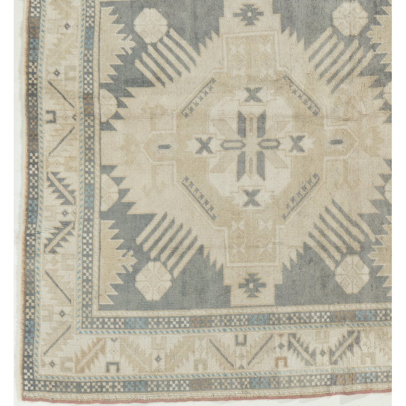 One-of-a-Kind 4' X 6' Area Rug