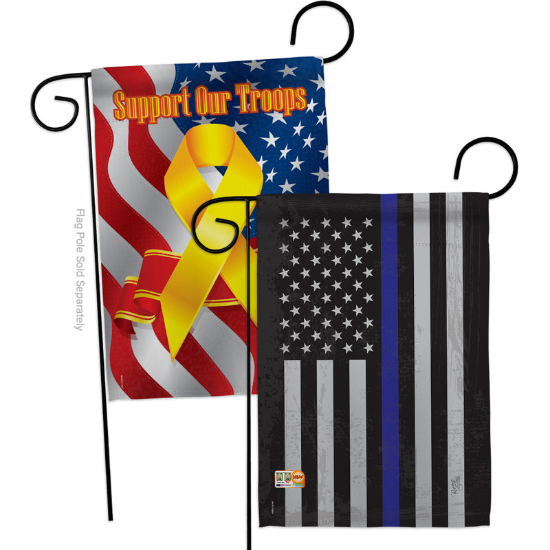 Le support décoratif american impressions de nos troupes est fabriqué à partir de polyester à 2 faces de 19 x 13 po. drapeau de jardin