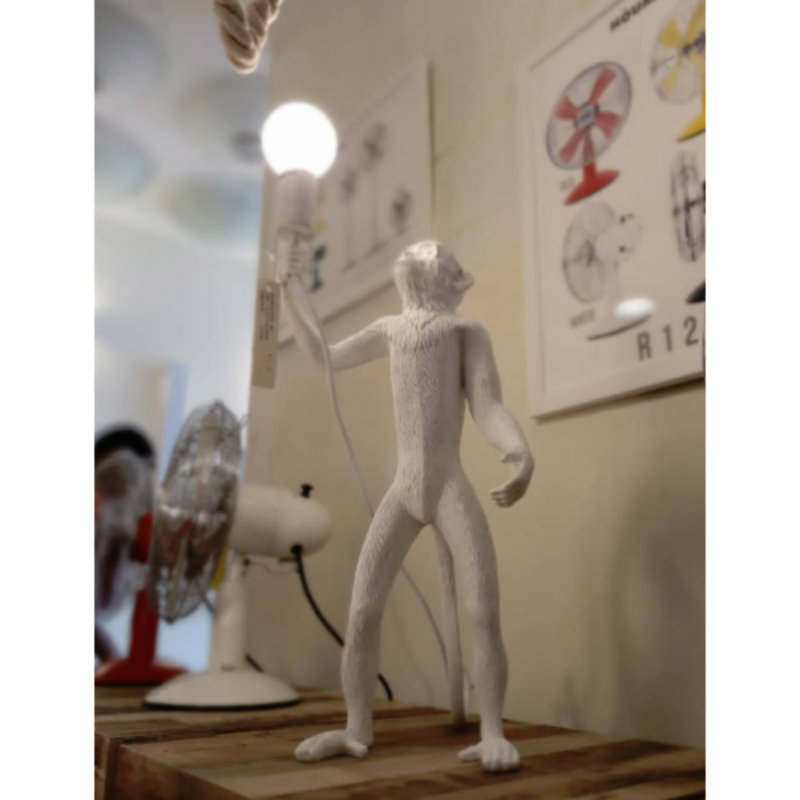 Willenbard Resin Desk Lamp, White