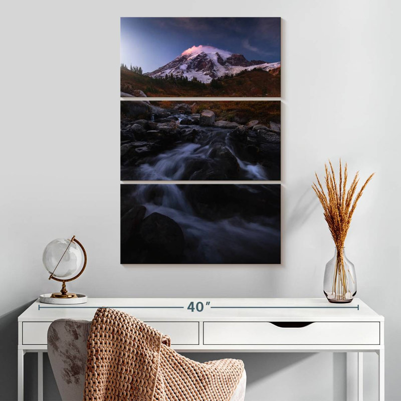 Ruisseau près du mont Rainer, 32" H x 20" W
