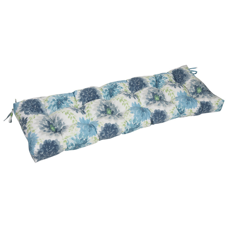 Coussin de causeuse d'extérieur touffeté, L 60 po x P 19 po, Blanc / bleu / floral gardénia