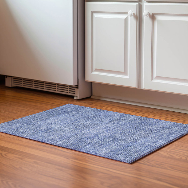 Tapis bleu Prisco lavable à la machine de qualité supérieure, Rectangle 1 pi 8 po x 2 pi 6 po