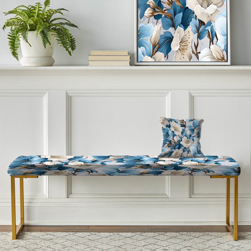 Blanc et bleu, motif floral I - banc rembourré floral doré