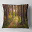Route à travers la forêt d'automne épaisse - Coussin imprimé forêt-29894397-29894401